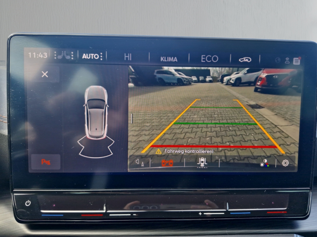 Fahrzeugabbildung CUPRA Formentor 1.4 TSI e-Hybrid LED SHZ NAVI PDC Beat Digitales Cockpit ACC Apple CarPlay