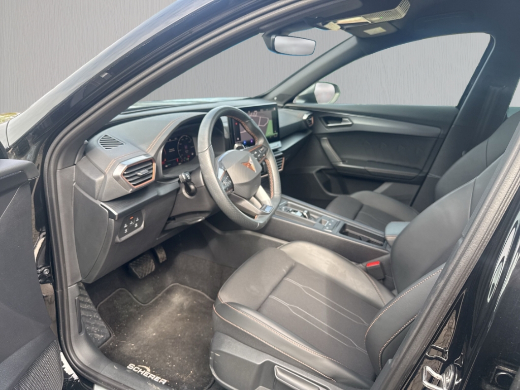 Fahrzeugabbildung CUPRA Formentor 1.4 TSI e-Hybrid LED SHZ NAVI PDC Beat Digitales Cockpit ACC Apple CarPlay