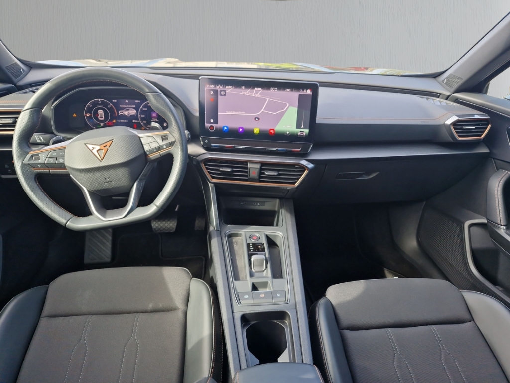 Fahrzeugabbildung CUPRA Formentor 1.4 TSI e-Hybrid LED SHZ NAVI PDC Beat Digitales Cockpit ACC Apple CarPlay