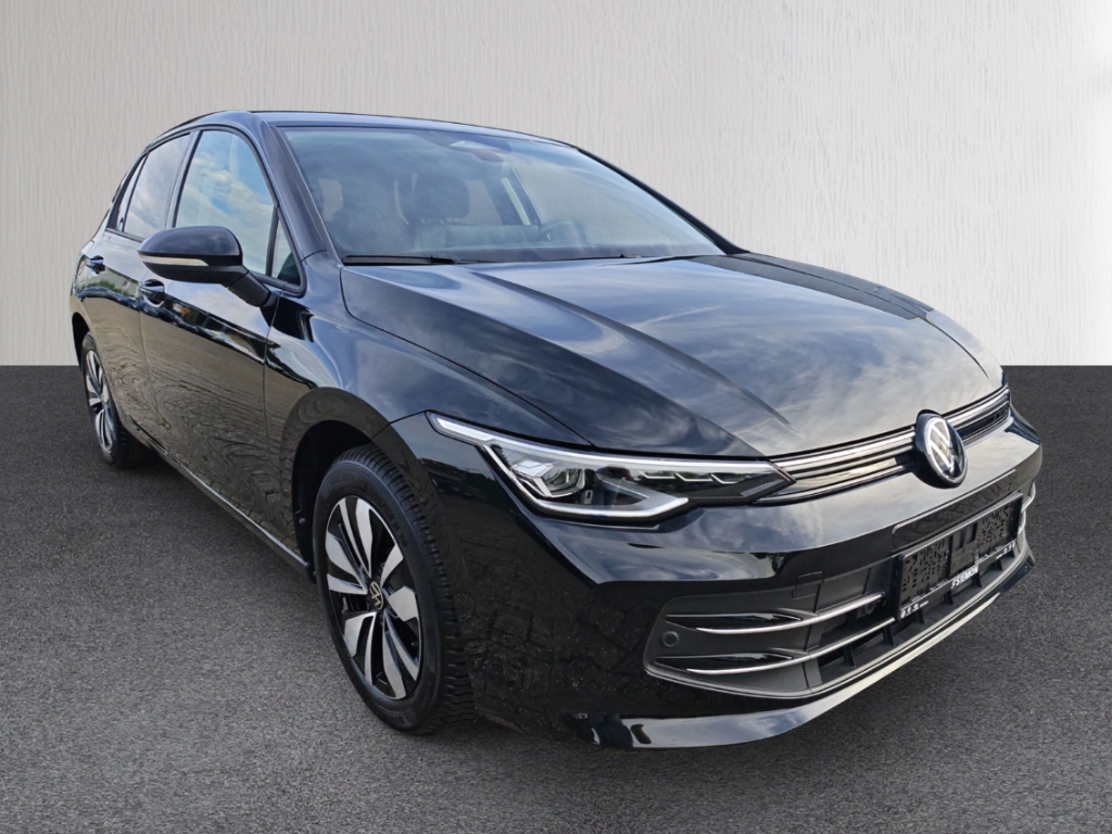 Fahrzeugabbildung Volkswagen Golf 1.5 TSI Life Goal AHK LED+ Navi ACC SHZ LHZ