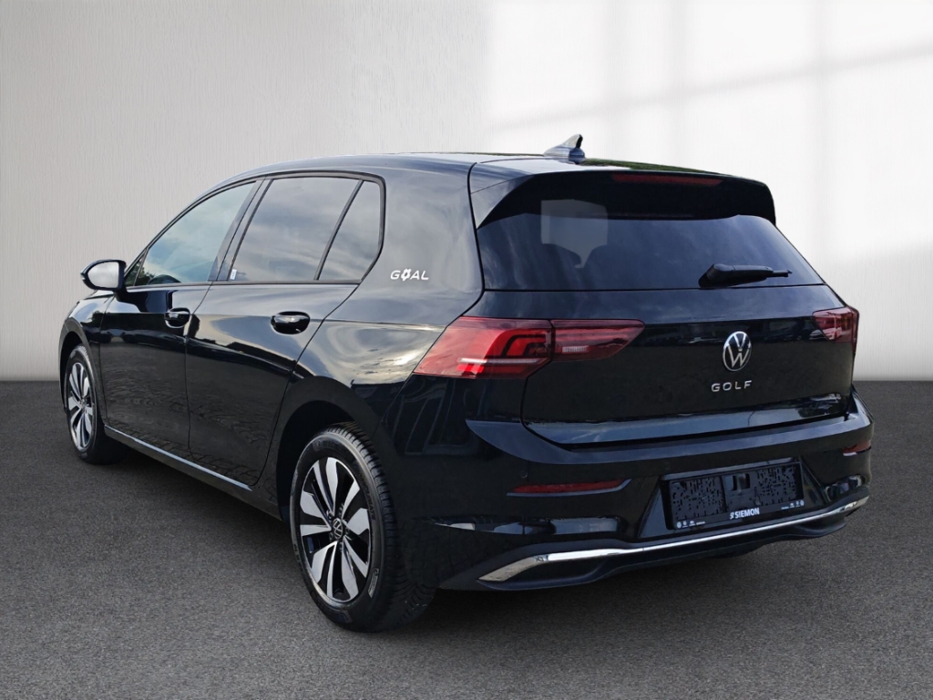 Fahrzeugabbildung Volkswagen Golf 1.5 TSI Life Goal AHK LED+ Navi ACC SHZ LHZ