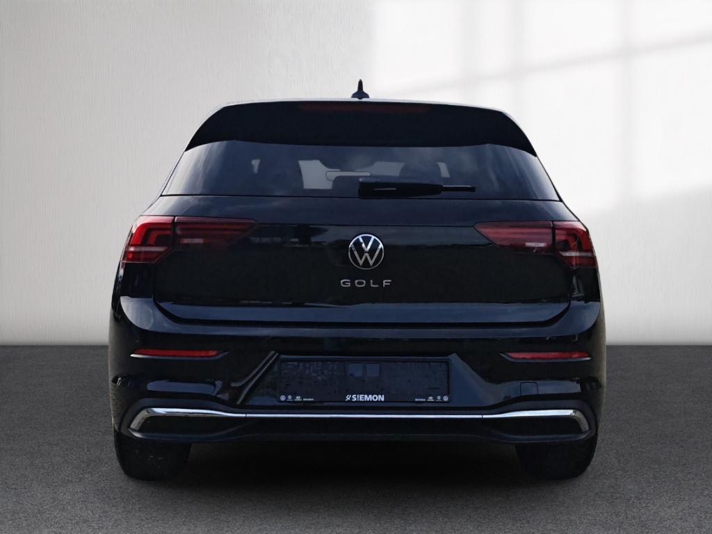 Fahrzeugabbildung Volkswagen Golf 1.5 TSI Life Goal AHK LED+ Navi ACC SHZ LHZ