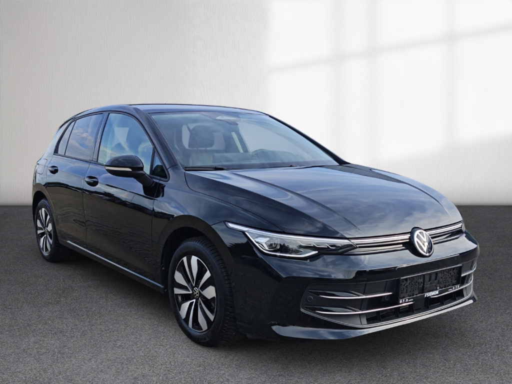 Fahrzeugabbildung Volkswagen Golf 1.5 TSI Life Goal AHK LED+ Navi ACC SHZ LHZ