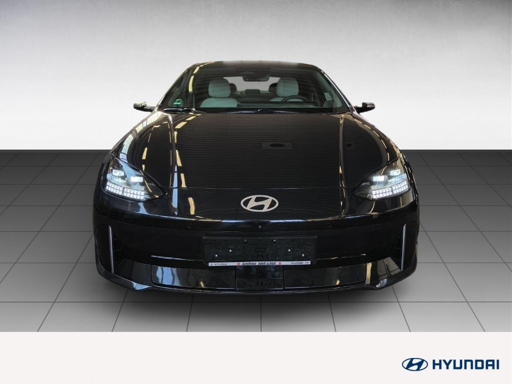 Fahrzeugabbildung Hyundai IONIQ 6 77,4kWh 2WD UNIQ Digi-Spiegel 20LM Schiebedach HUD Navi Digitales Cockpit