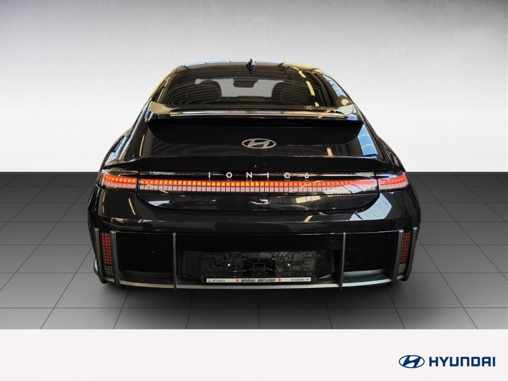 Fahrzeugabbildung Hyundai IONIQ 6 77,4kWh 2WD UNIQ Digi-Spiegel 20LM Schiebedach HUD Navi Digitales Cockpit