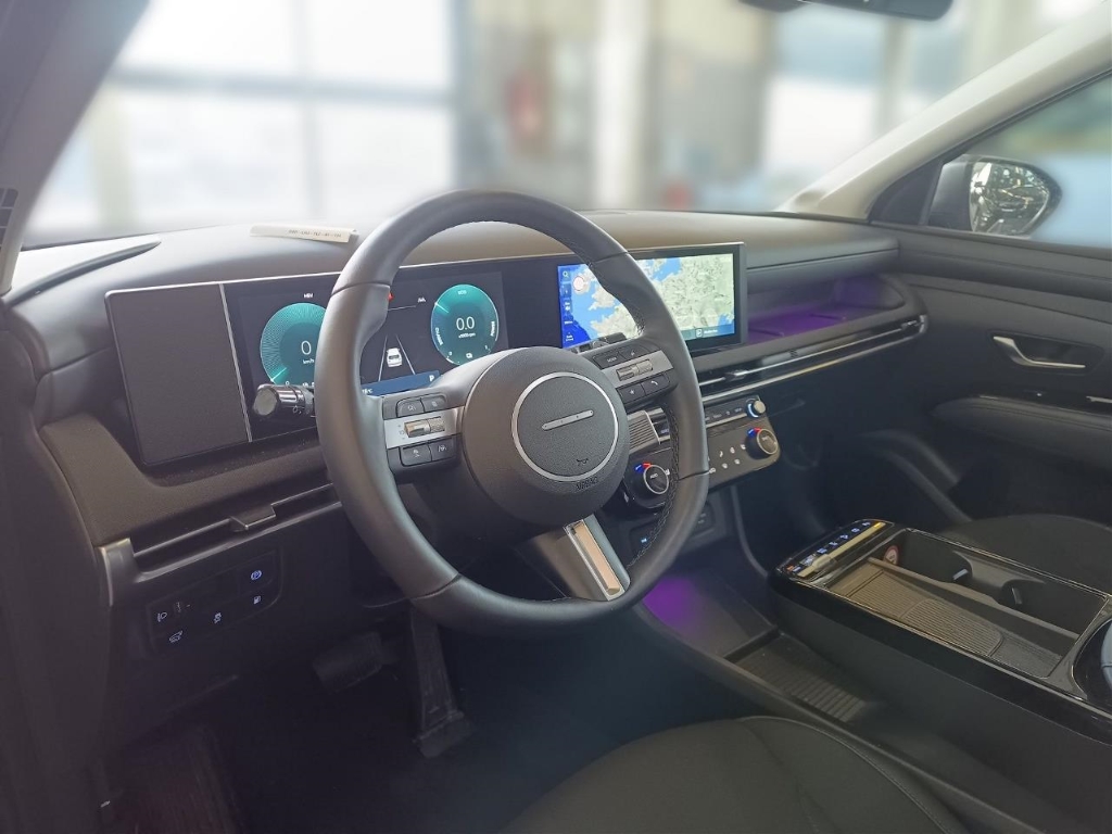 Fahrzeugabbildung Hyundai TUCSON FL PHEV 1.6 AT 4WD MY25 Trend Navi Digitales Cockpit LED
