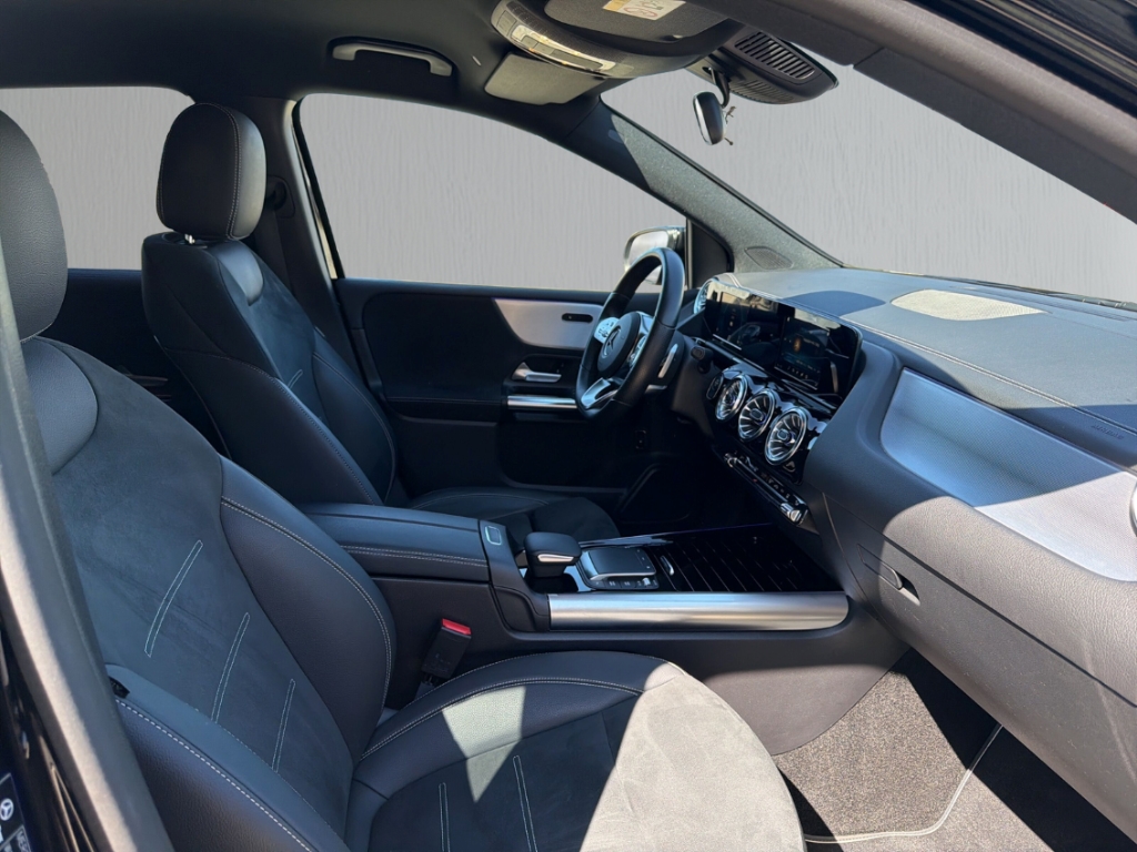 Fahrzeugabbildung Mercedes-Benz B 250 e Edition AMG Exterieur R-Kamera SHZ Tempomat