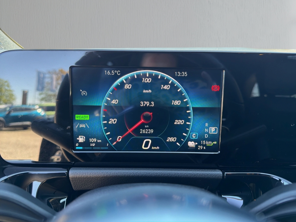 Fahrzeugabbildung Mercedes-Benz B 250 e Edition AMG Exterieur R-Kamera SHZ Tempomat