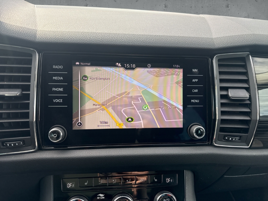 Fahrzeugabbildung SKODA Kodiaq 2.0 TDI Style 4x4 AHK LED NAVI PDC PANO Canto El. Digitales Cockpit