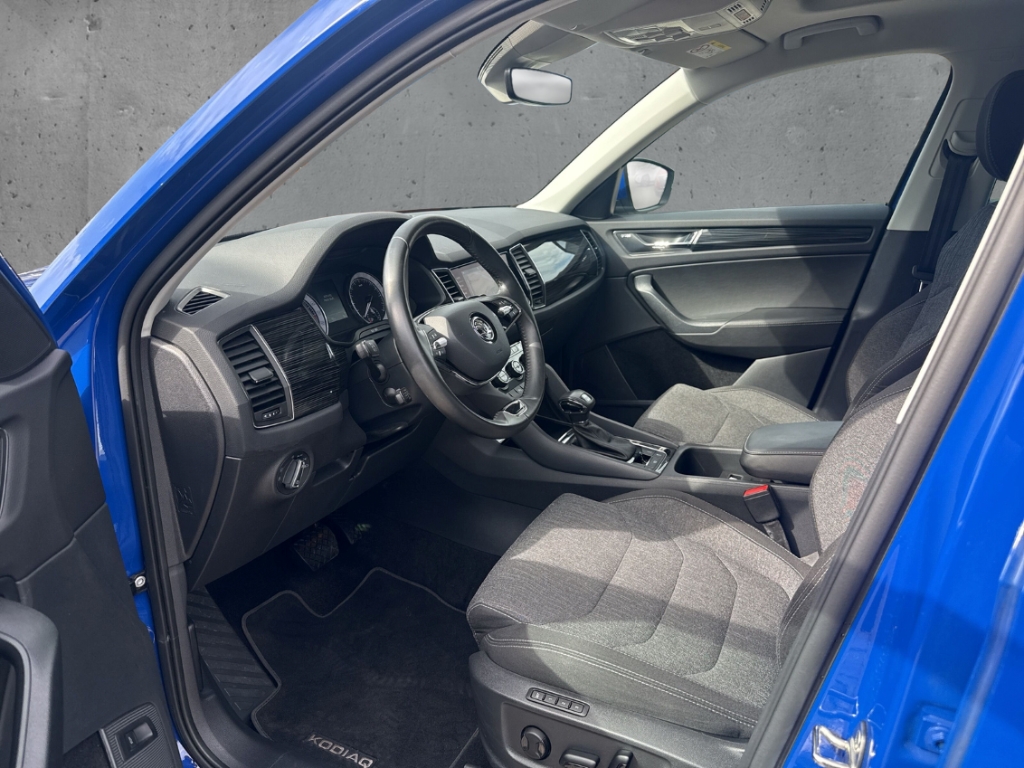 Fahrzeugabbildung SKODA Kodiaq 2.0 TDI Style 4x4 AHK LED NAVI PDC PANO Canto El. Digitales Cockpit
