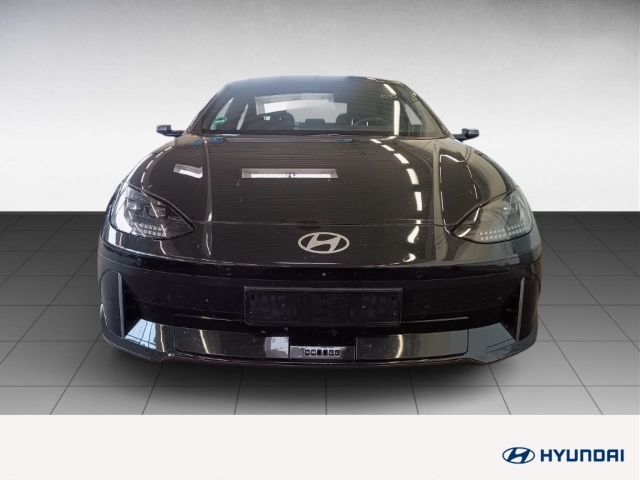 Fahrzeugabbildung Hyundai IONIQ 6 77,4kWh 4WD UNIQ Digi-Spiegel Schiebedach HUD Navi Digitales Cockpit Memory Sitze