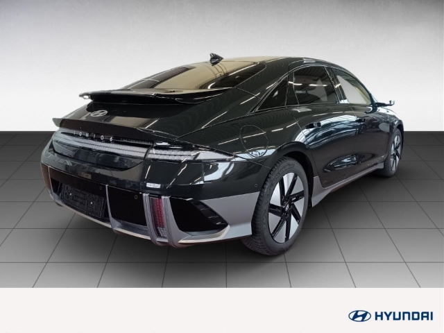 Fahrzeugabbildung Hyundai IONIQ 6 77,4kWh 4WD UNIQ Digi-Spiegel Schiebedach HUD Navi Digitales Cockpit Memory Sitze