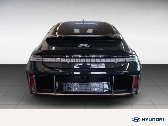 Fahrzeugabbildung Hyundai IONIQ 6 77,4kWh 4WD UNIQ Digi-Spiegel Schiebedach HUD Navi Digitales Cockpit Memory Sitze