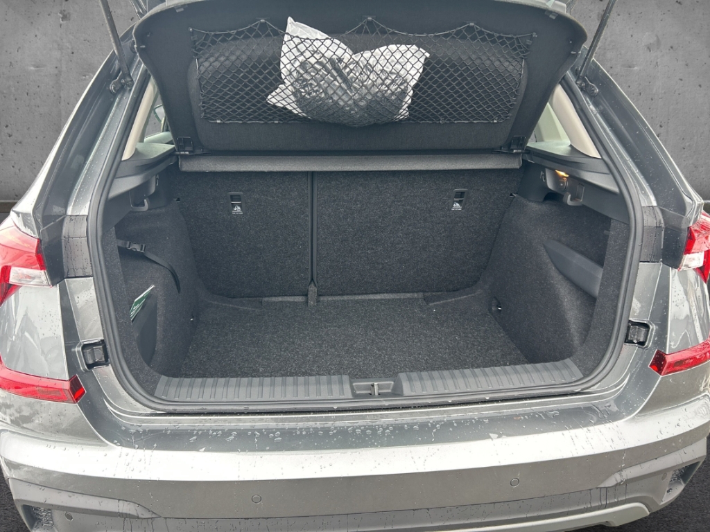Fahrzeugabbildung SKODA Kamiq 1.0 TSI SELECTION LED SHZ PDC AppleCarplay
