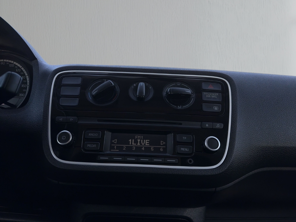 Fahrzeugabbildung Volkswagen up! 1.0 take move Klimaanlage Tagfahrlicht