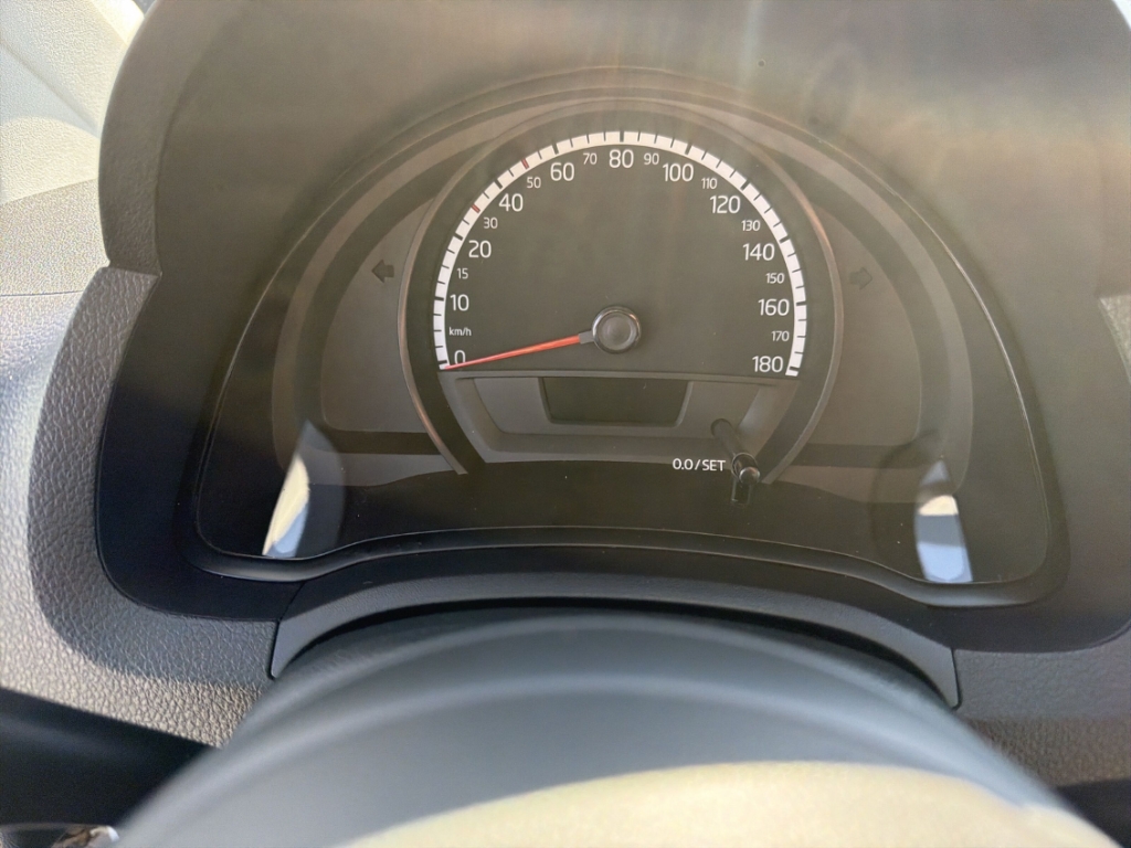 Fahrzeugabbildung Volkswagen up! 1.0 take move Klimaanlage Tagfahrlicht