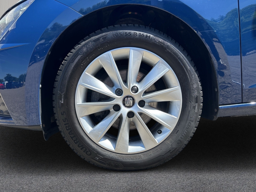 Fahrzeugabbildung SEAT Leon 1.2 TSI Style Winterpaket Bluetooth