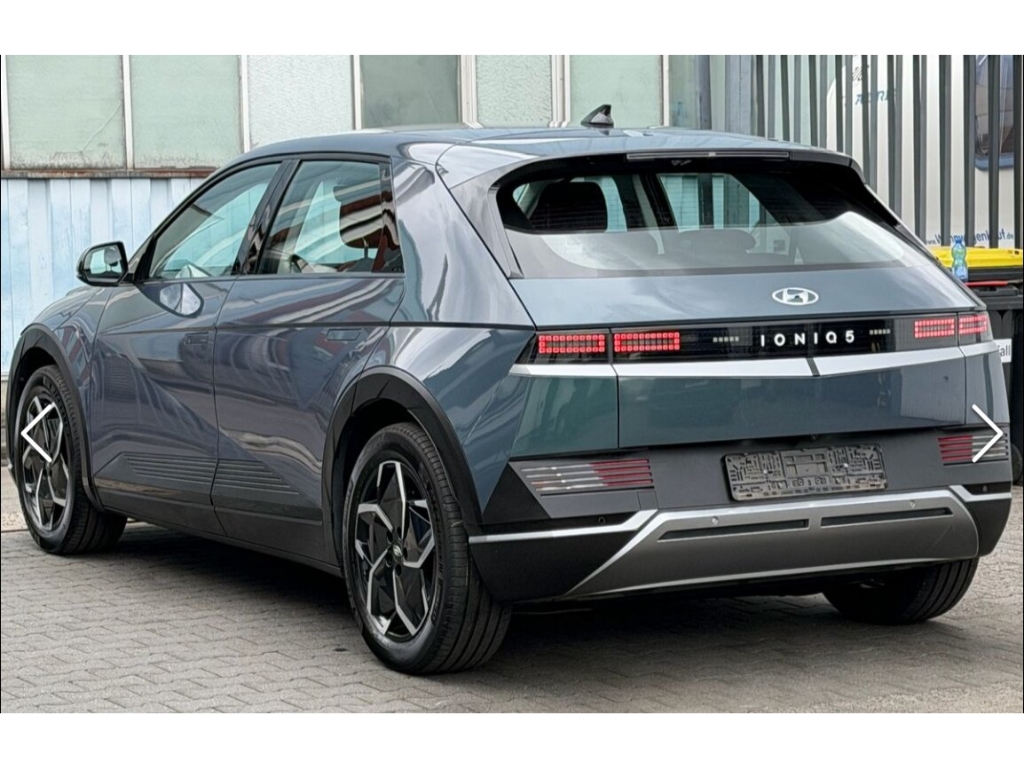 Fahrzeugabbildung Hyundai IONIQ 5 72,6 kWh Dynamiq LED WP ACC Navi RKam SHZ