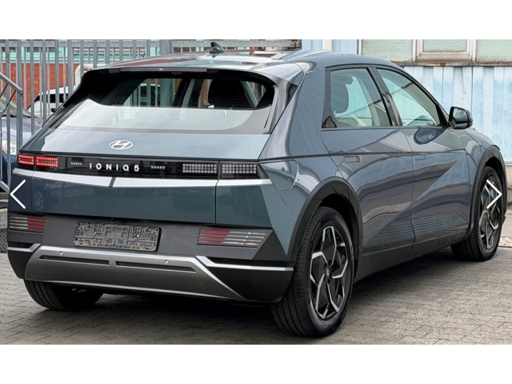 Fahrzeugabbildung Hyundai IONIQ 5 72,6 kWh Dynamiq LED WP ACC Navi RKam SHZ