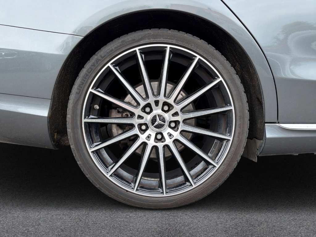 Fahrzeugabbildung Mercedes-Benz C 180 T CGI 9G Avantgarde AHK Nav Pano Temp RKam