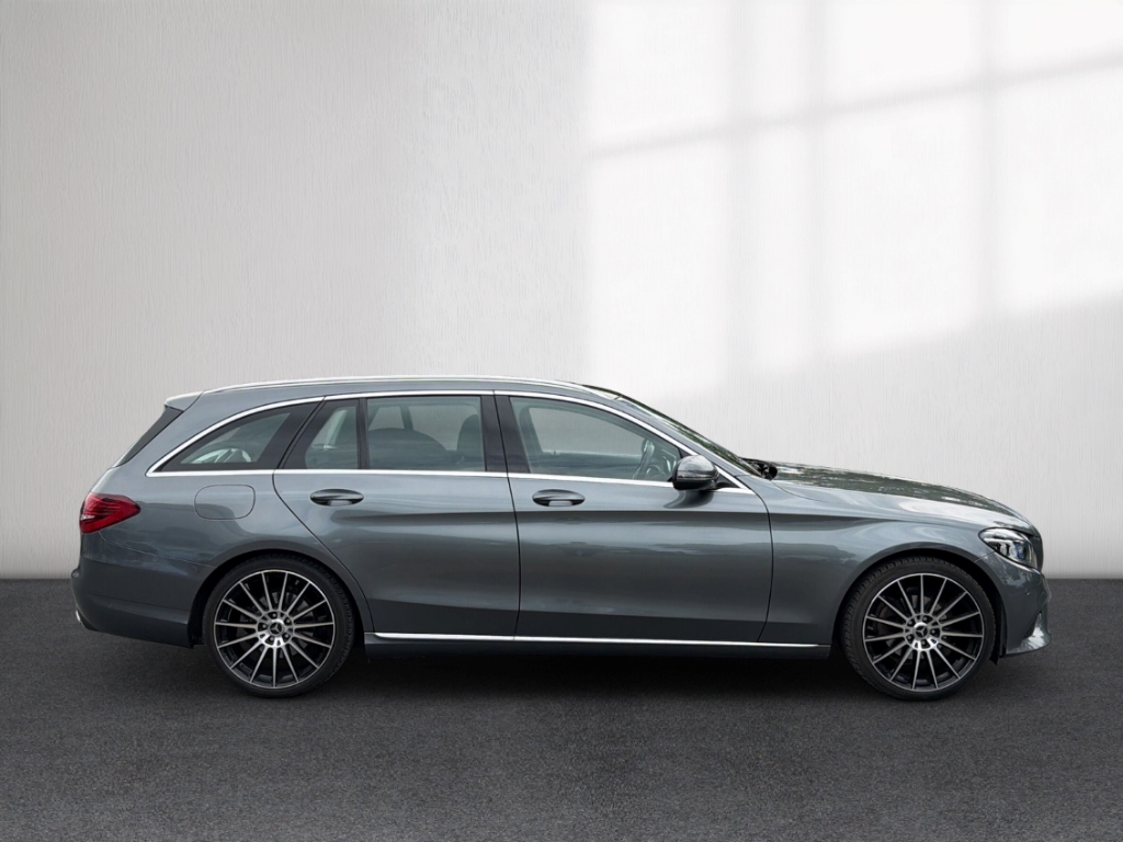 Fahrzeugabbildung Mercedes-Benz C 180 T CGI 9G Avantgarde AHK Nav Pano Temp RKam