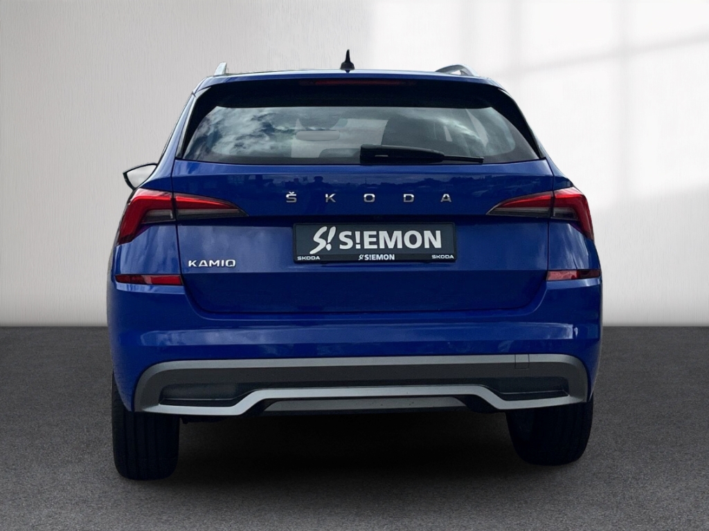 Fahrzeugabbildung SKODA Kamiq 1.5 TSI DSG Style AHK Navi Kam SHZ Temp.