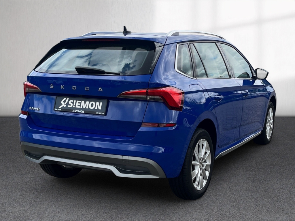 Fahrzeugabbildung SKODA Kamiq 1.5 TSI DSG Style AHK Navi Kam SHZ Temp.