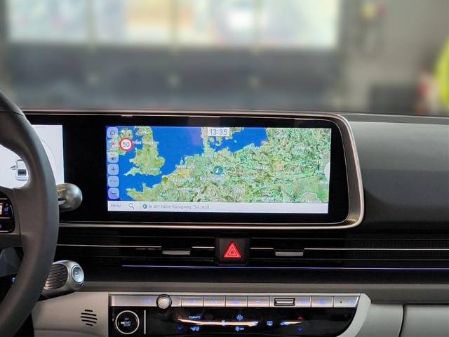 Fahrzeugabbildung Hyundai IONIQ 6 77,4kWh 4WD UNIQ 20LM HUD Navi Digitales Cockpit Memory Sitze Soundsystem
