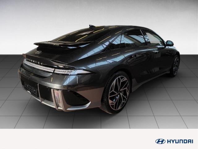 Fahrzeugabbildung Hyundai IONIQ 6 77,4kWh 4WD UNIQ 20LM HUD Navi Digitales Cockpit Memory Sitze Soundsystem