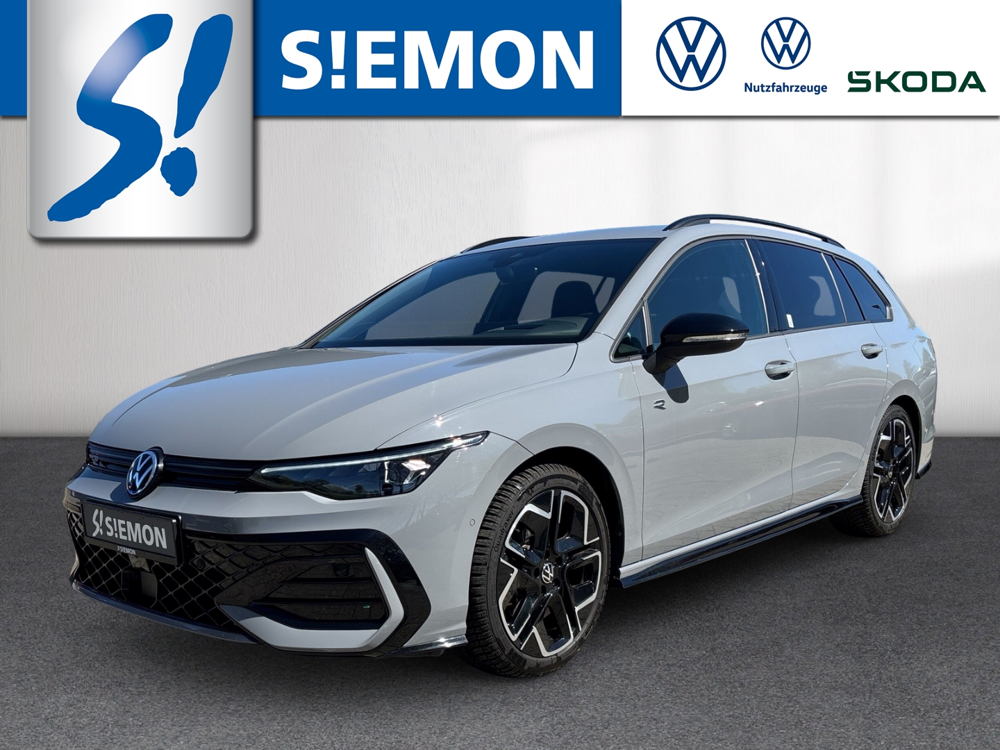Volkswagen Golf VIII 2.0 TDI DSG R-Line RFK SHZ AHK LED