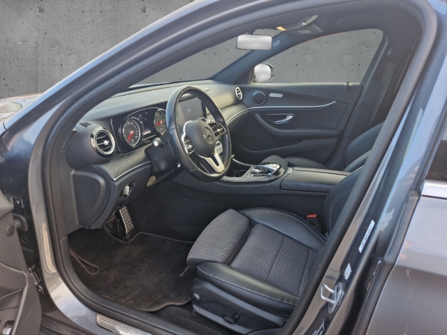 Fahrzeugabbildung Mercedes-Benz E 300 d T Avantgarde Navi LED AHK eSitze eHKL RKam