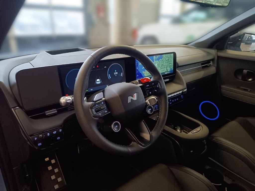 Fahrzeugabbildung Hyundai IONIQ 5 4WD 84kWh N-Performance HUD Navi Digitales Cockpit Sportpaket Soundsystem