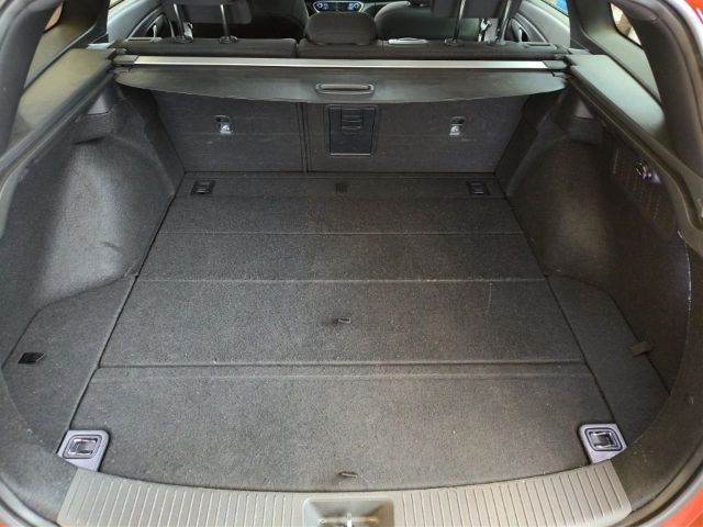 Fahrzeugabbildung Hyundai i30 FL Kombi 1.5 T-GDI DCT Advantage Plus-Paket MY25 Navi Digitales Cockpit LED ACC