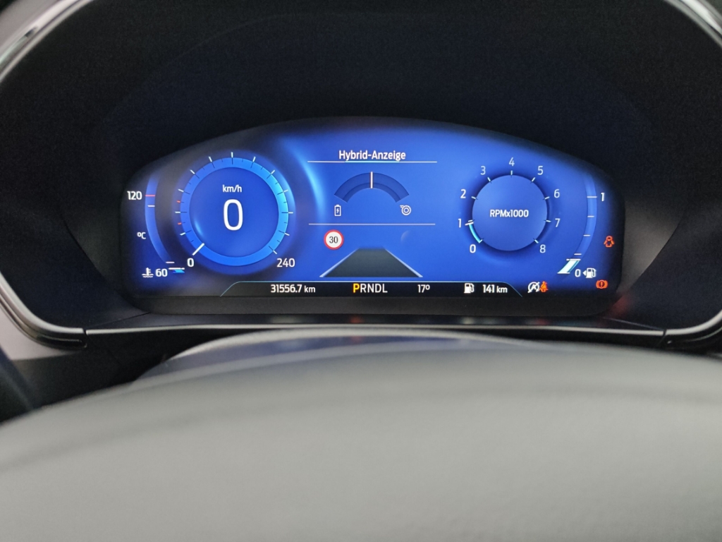 Fahrzeugabbildung Ford Focus Turnier 1.0 ST Line X AHK HUD ACC SHZ LHZ