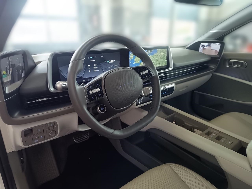Fahrzeugabbildung Hyundai IONIQ 6 77,4kWh 2WD UNIQ Digi-Spiegel 20LM HUD Navi Digitales Cockpit Memory Sitze Soundsystem