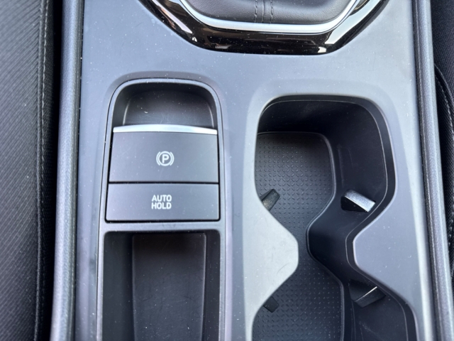 Fahrzeugabbildung Hyundai TUCSON 1.6 T-GDi MT 2WD Select Navi LED Funktions-P. Digitales Cockpit Apple CarPlay