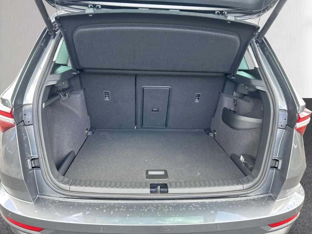 Fahrzeugabbildung SKODA Karoq 1.0 TSI Selection LED AHK PDCv+h SHZ