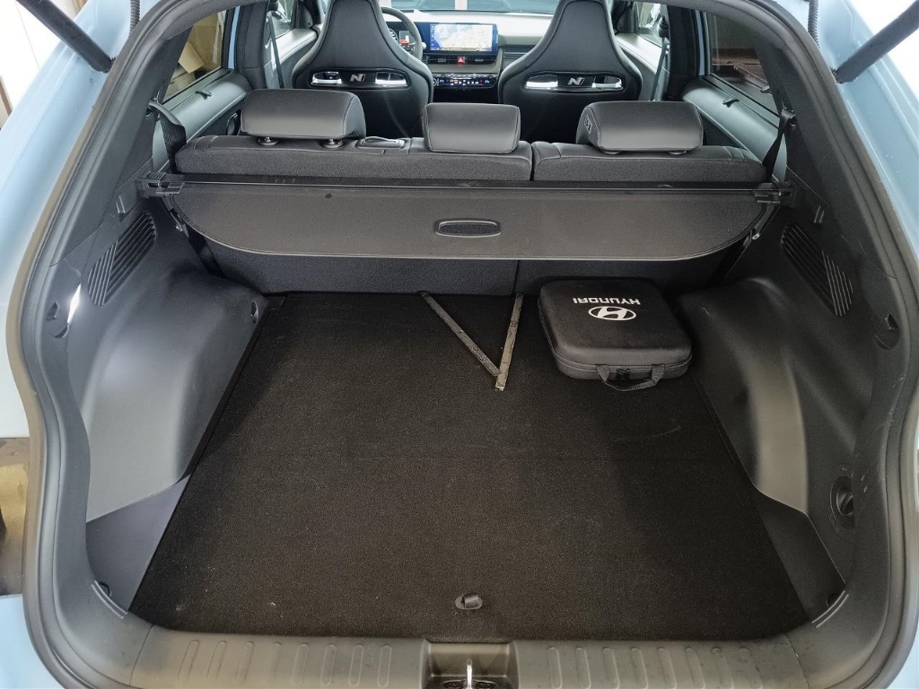 Fahrzeugabbildung Hyundai IONIQ 5 4WD 84kWh N-Performance HUD Navi Digitales Cockpit Sportpaket Soundsystem