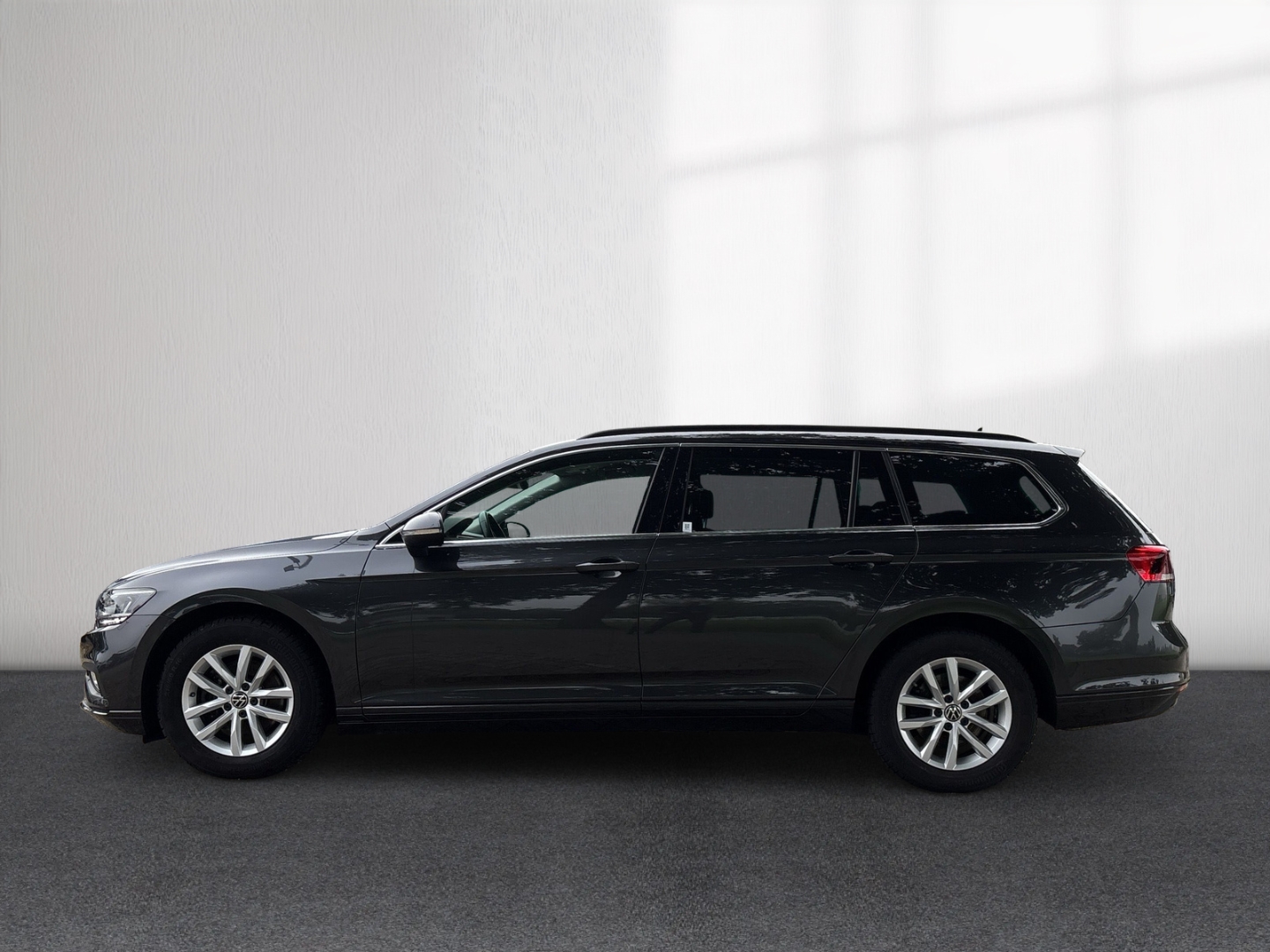 Fahrzeugabbildung Volkswagen Passat 1.5 TSI DSG Business AHK SHZ LED NAV