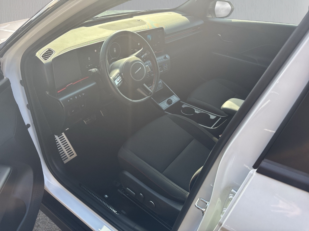 Fahrzeugabbildung Hyundai KONA SX2 1.6 T-GDI DCT 2WD N-LINE Dachlackierung Navi Digitales Cockpit