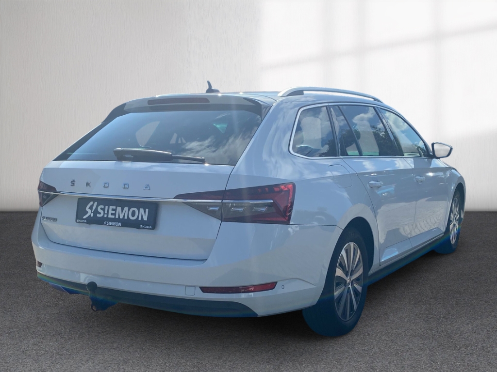 Fahrzeugabbildung SKODA Superb Combi 1.5 TSI Style LED AHK 360° StHzg ACC Navi SHZ