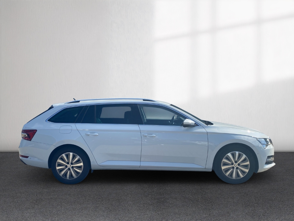 Fahrzeugabbildung SKODA Superb Combi 1.5 TSI Style LED AHK 360° StHzg ACC Navi SHZ