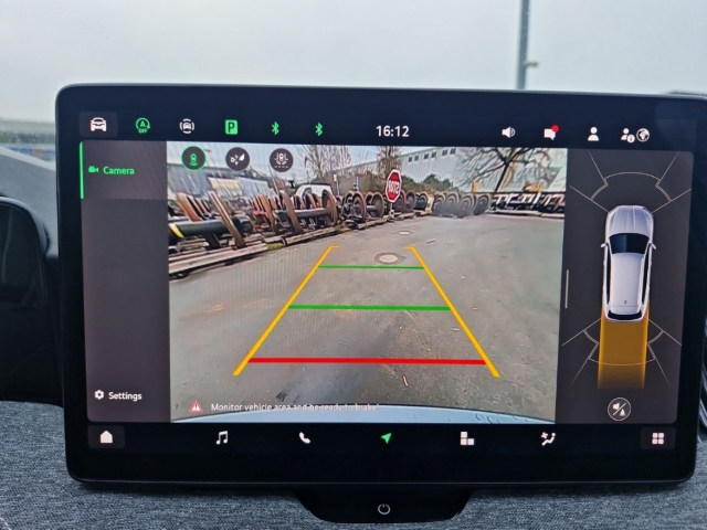 Fahrzeugabbildung SKODA Superb Combi TDI DSG Selection AHK MatrLED R-Kam