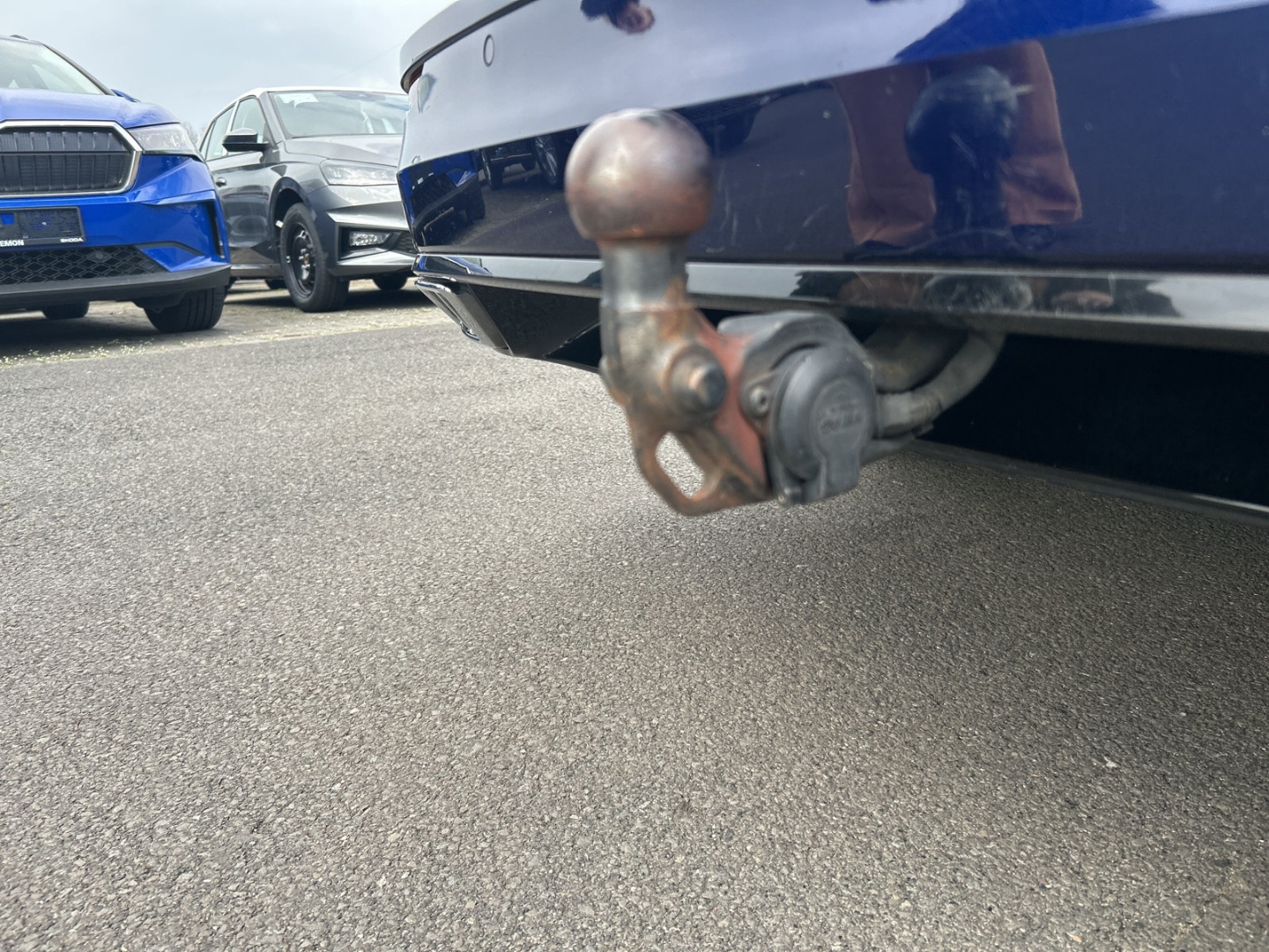 Fahrzeugabbildung Volkswagen Golf VIII Variant R-Line DSG AHK NAV ACC KLIMA