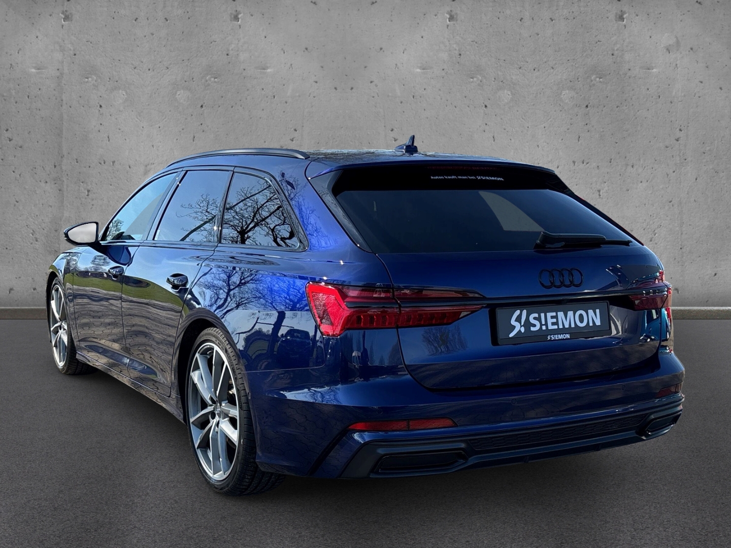 Fahrzeugabbildung Audi A6 Avant Quattro 50 TDI Auto. S-LINE SHZ RFK AHK StandHZ
