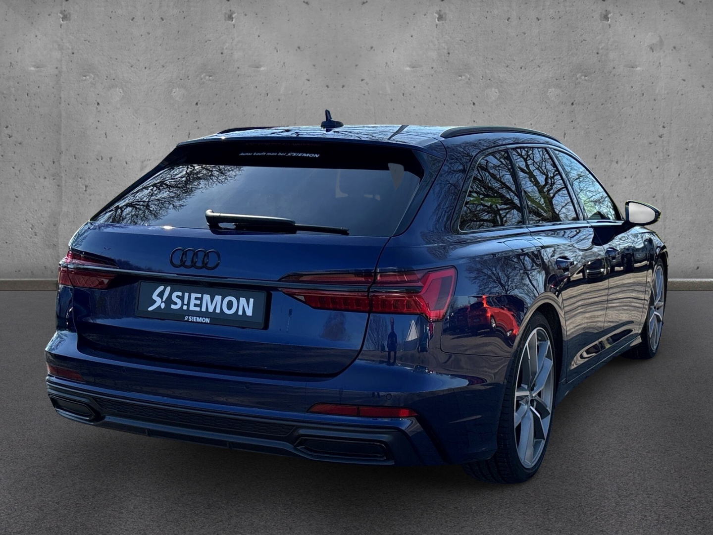 Fahrzeugabbildung Audi A6 Avant Quattro 50 TDI Auto. S-LINE SHZ RFK AHK StandHZ