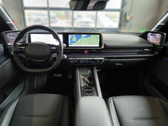 Fahrzeugabbildung Hyundai IONIQ 6 4WD 77,4kWh UNIQ Digi-Spiegel 20LM HUD Navi Digitales Cockpit Memory Sitze