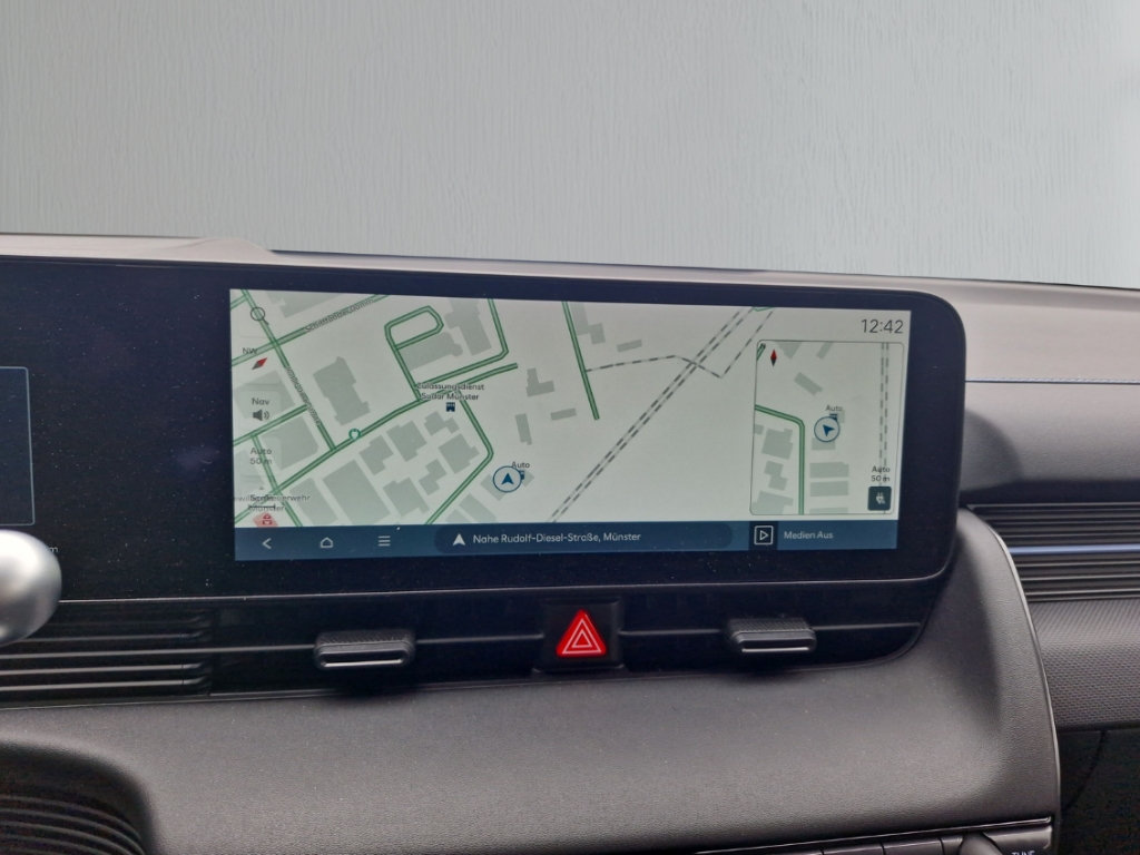 Fahrzeugabbildung Hyundai IONIQ 5 4WD 84kWh N-Performance HUD Navi Digitales Cockpit Sportpaket Soundsystem