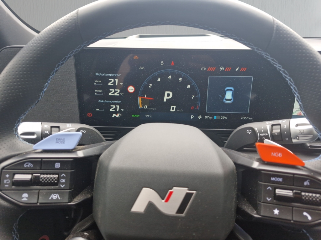 Fahrzeugabbildung Hyundai IONIQ 5 4WD 84kWh N-Performance HUD Navi Digitales Cockpit Sportpaket Soundsystem