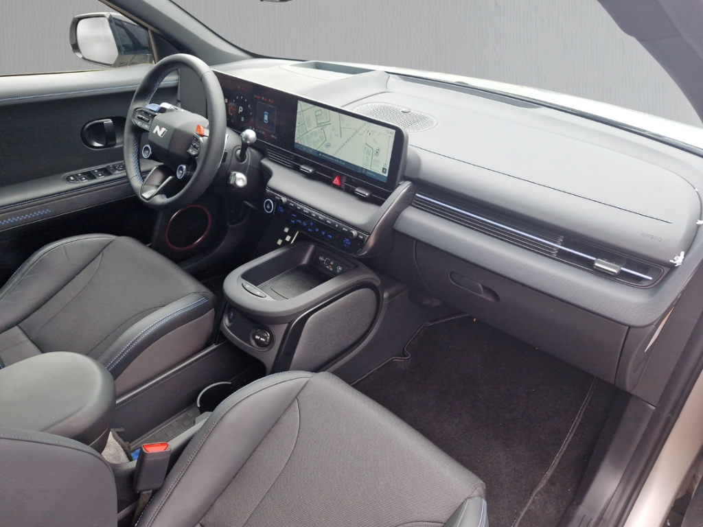 Fahrzeugabbildung Hyundai IONIQ 5 4WD 84kWh N-Performance HUD Navi Digitales Cockpit Sportpaket Soundsystem